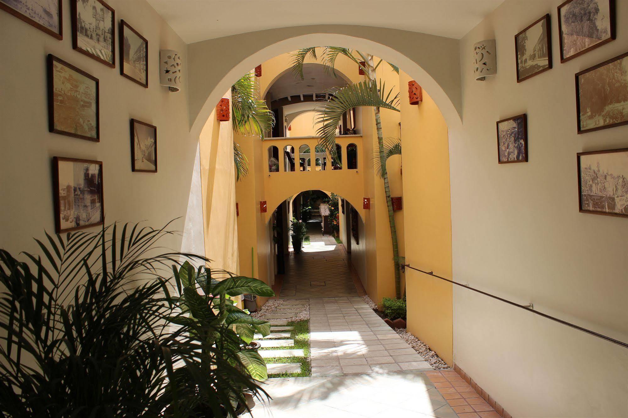 Hotel Casa Conzatti Oaxaca Экстерьер фото